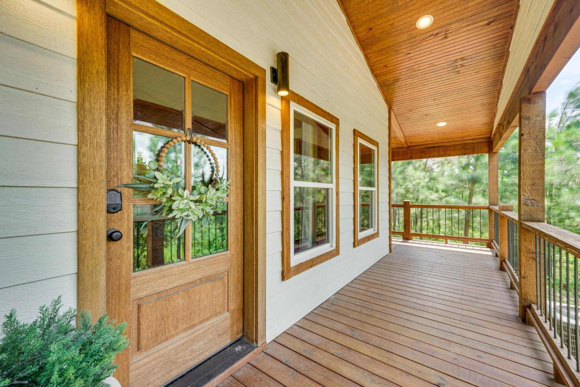Tree-Lined Broken Bow Studio With Private Hot Tub! Eksteriør bilde